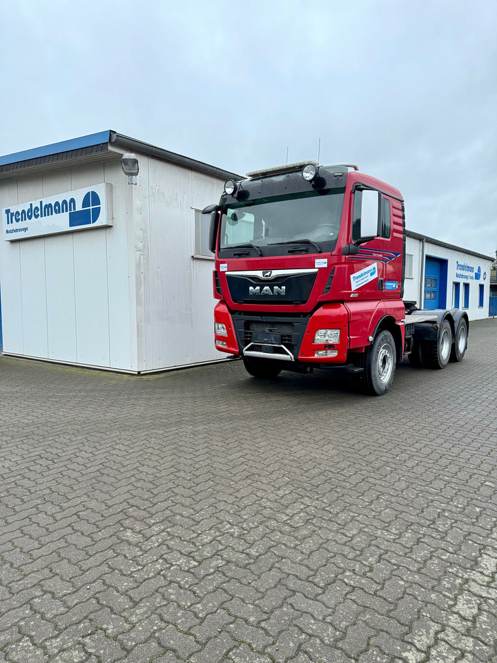 MAN TGS 33.640 6x4 Kipphydraulic-Retarder - Cabeza tractora: foto 4 MAN TGS 33.640 6x4 Kipphydraulic-Retarder - Cabeza tractora: foto 4