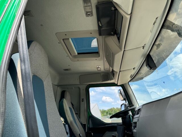 Volvo FE 350 ASK Tele 4x2 Ladefläche Teleskopierbar Dekra Tüv 09/2026 - Camión portacontenedor de cadenas: foto 4 Volvo FE 350 ASK Tele 4x2 Ladefläche Teleskopierbar Dekra Tüv 09/2026 - Camión portacontenedor de cadenas: foto 4