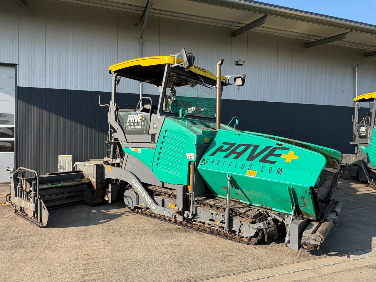 VÖGELE SUPER 2100-3i - Pavimentadora de asfalto: foto 1 VÖGELE SUPER 2100-3i - Pavimentadora de asfalto: foto 1