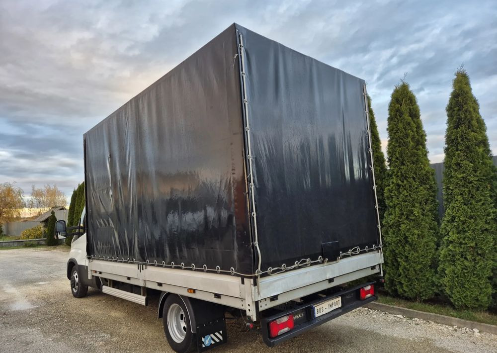 Iveco 35C14 - Furgoneta con lona: foto 3 Iveco 35C14 - Furgoneta con lona: foto 3