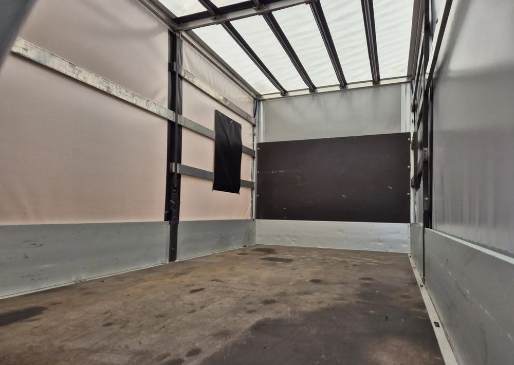 Iveco 35C15 3.0 150KM, Burto-Plandeka - Furgoneta con lona: foto 4 Iveco 35C15 3.0 150KM, Burto-Plandeka - Furgoneta con lona: foto 4