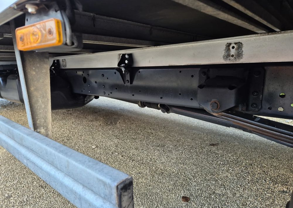 Iveco 65C17 3.0 170KM/ DMC 3.5T/ Burto Plandeka 10 palet/ - Furgoneta caja abierta: foto 5 Iveco 65C17 3.0 170KM/ DMC 3.5T/ Burto Plandeka 10 palet/ - Furgoneta caja abierta: foto 5