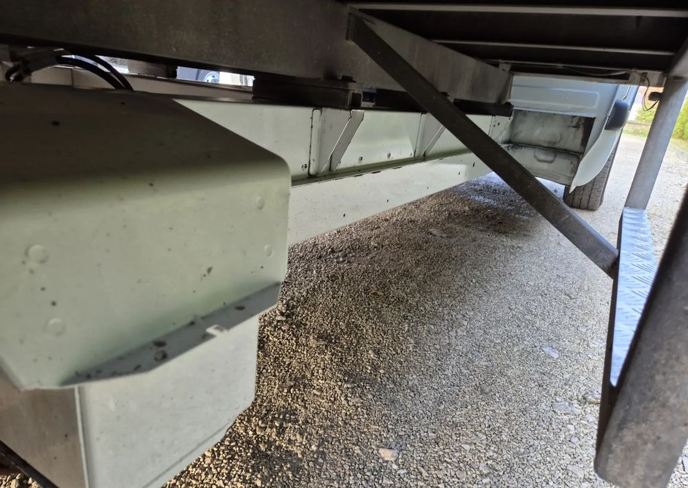 Furgoneta caja cerrada Opel Movano 2.5 120KM/ 1Właściciel/: foto 13 Furgoneta caja cerrada Opel Movano 2.5 120KM/ 1Właściciel/: foto 13