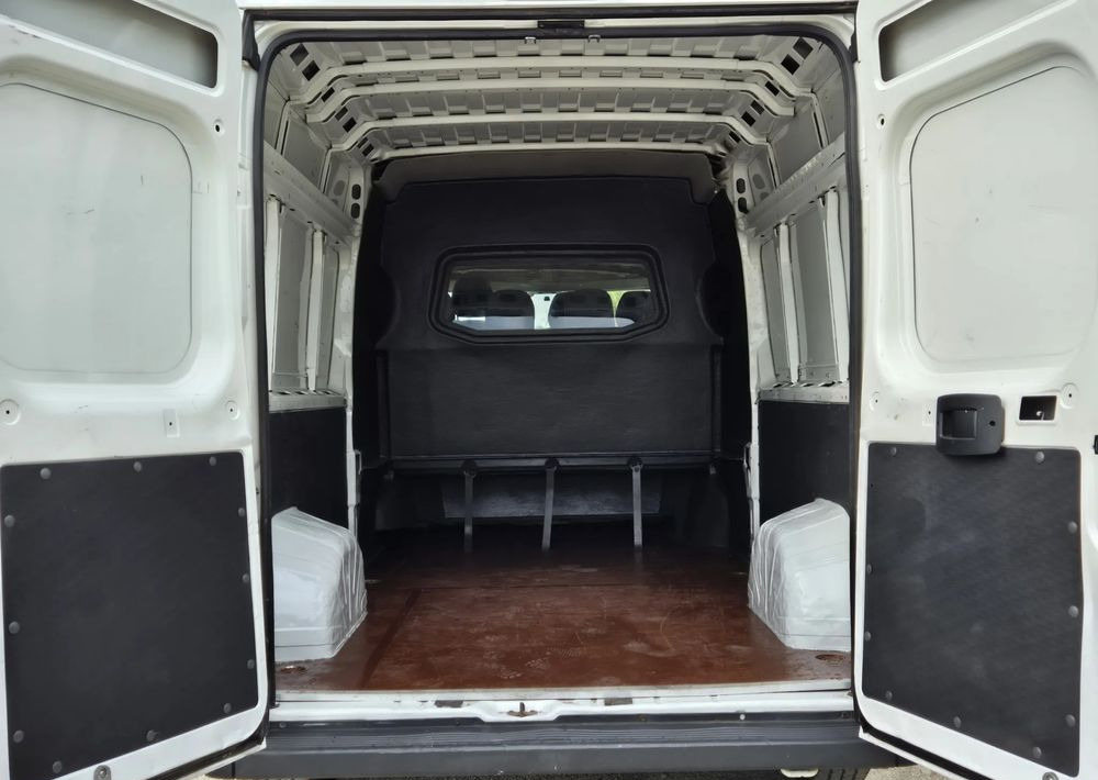 Peugeot Boxer 2.2 130KM Dubel Kabina L3H2 - Furgoneta combi: foto 4 Peugeot Boxer 2.2 130KM Dubel Kabina L3H2 - Furgoneta combi: foto 4
