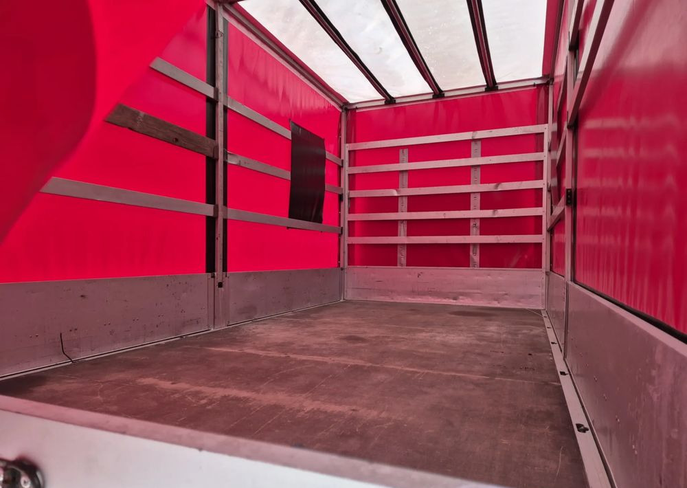 Renault MASTER 2.3 - Furgoneta con lona: foto 4 Renault MASTER 2.3 - Furgoneta con lona: foto 4