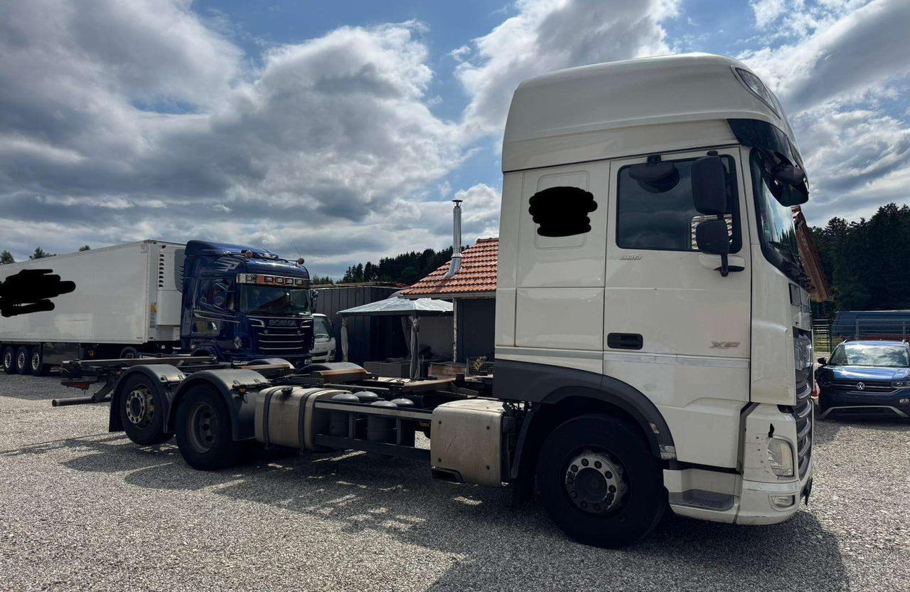 DAF XF 480 SSC RETARDA - Camión chasis: foto 4 DAF XF 480 SSC RETARDA - Camión chasis: foto 4