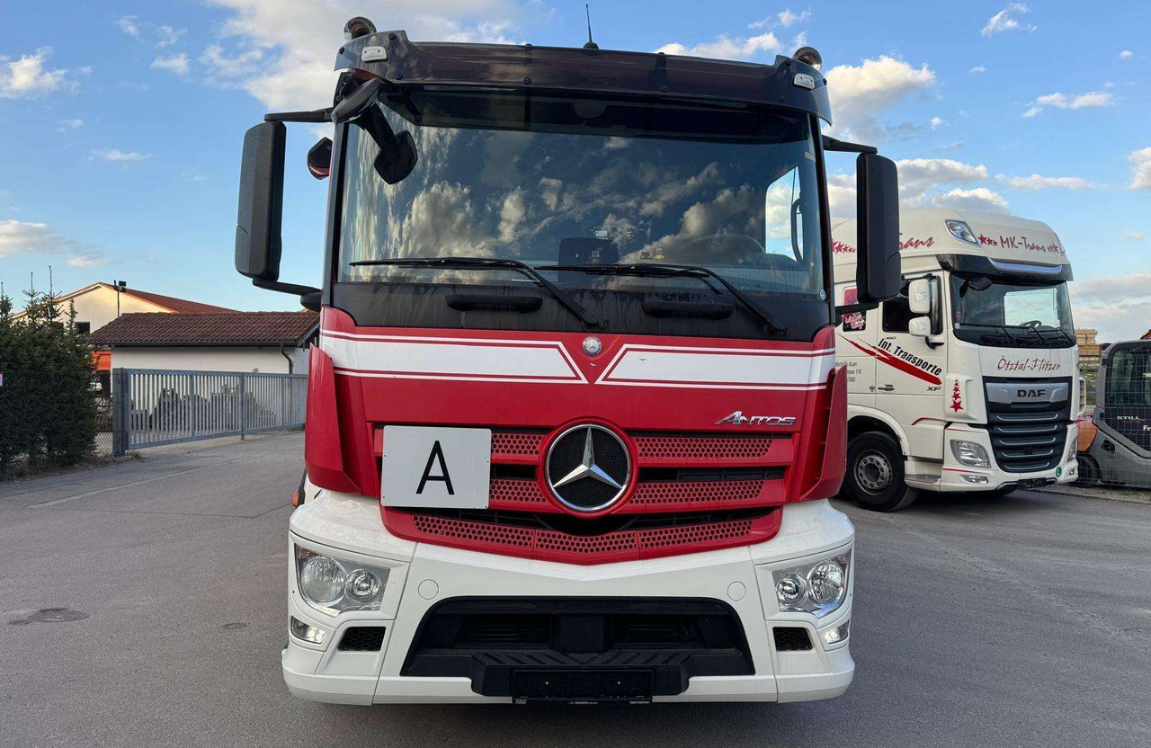 Mercedes-Benz Antos 35 40 - Camión de basura: foto 2 Mercedes-Benz Antos 35 40 - Camión de basura: foto 2