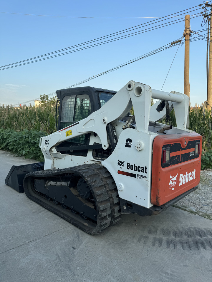 BOBCAT T770 skid steer loader American original - Minicargadora: foto 2 BOBCAT T770 skid steer loader American original - Minicargadora: foto 2