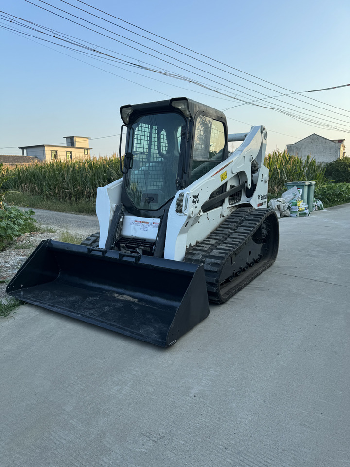 BOBCAT T770 skid steer loader American original - Minicargadora: foto 4 BOBCAT T770 skid steer loader American original - Minicargadora: foto 4