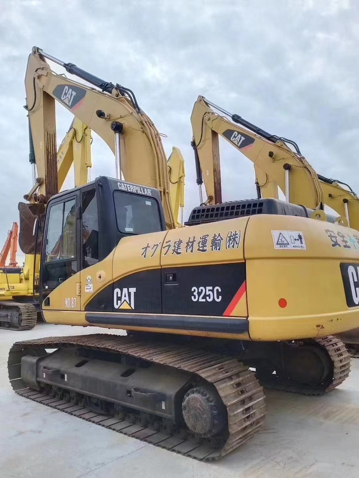 CATERPILLAR 325C used excavator low price for sale caterpillar - Excavadora de cadenas: foto 3 CATERPILLAR 325C used excavator low price for sale caterpillar - Excavadora de cadenas: foto 3