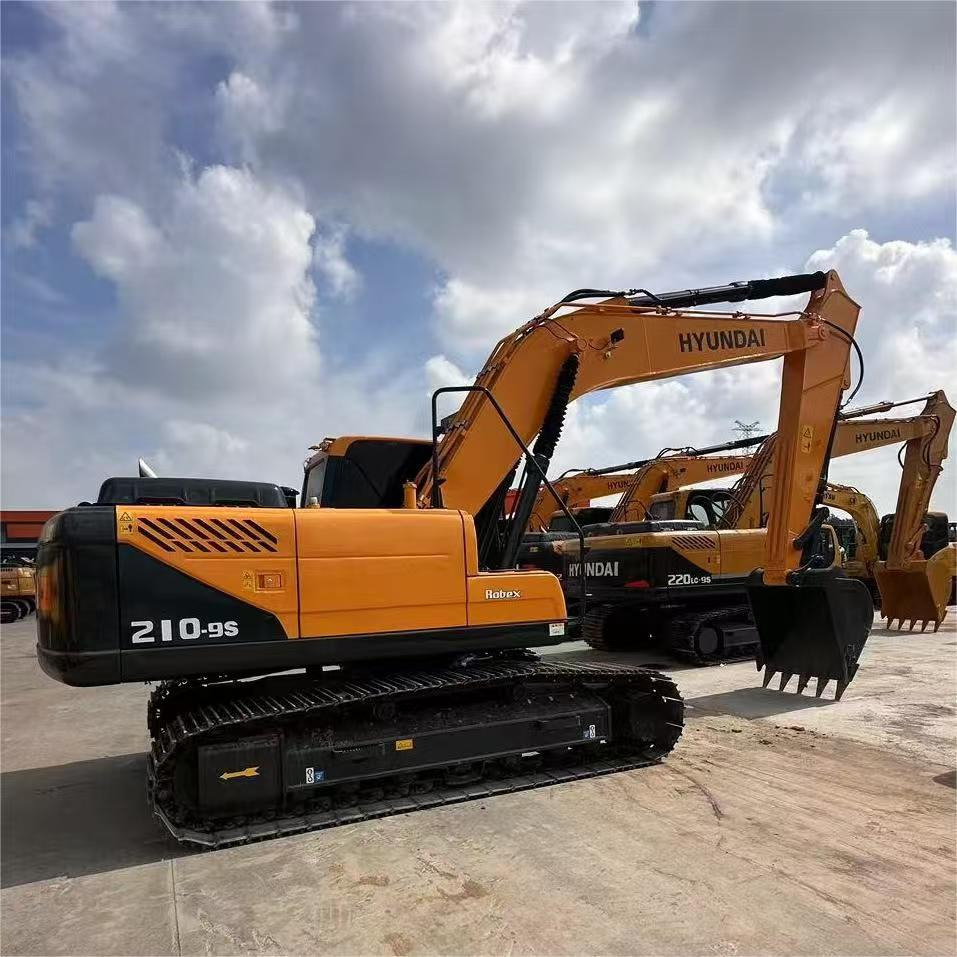 HYUNDAI 210-9S medium-sized hydraulic excavator - Excavadora de cadenas: foto 4 HYUNDAI 210-9S medium-sized hydraulic excavator - Excavadora de cadenas: foto 4