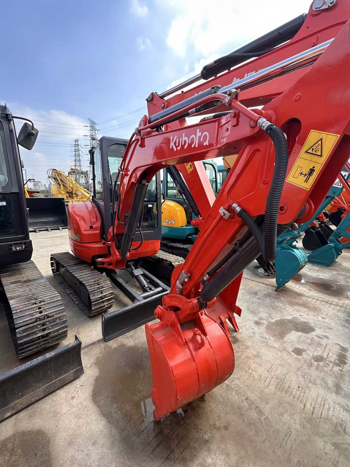 KUBOTA u35-5 japan brand mini excavator kubota Small home farm - Miniexcavadora: foto 2 KUBOTA u35-5 japan brand mini excavator kubota Small home farm - Miniexcavadora: foto 2