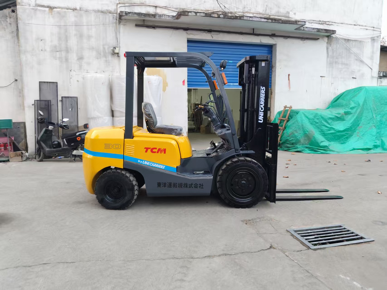 TCM FD30 Japan brand used 3 ton diesel forklift Customizable mast clamps - Carretilla elevadora diésel: foto 1 TCM FD30 Japan brand used 3 ton diesel forklift Customizable mast clamps - Carretilla elevadora diésel: foto 1