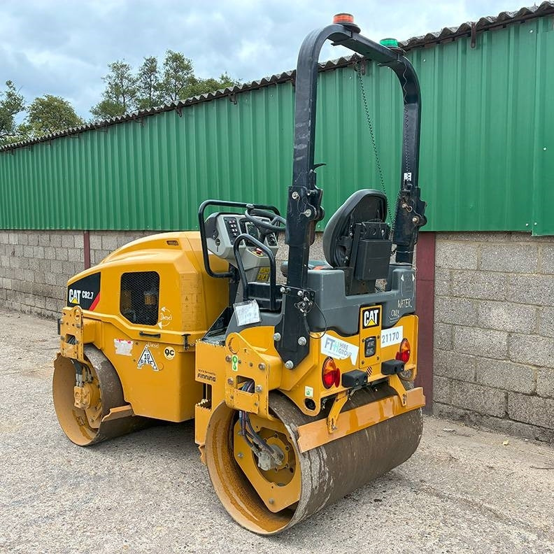 CAT CB 2.7 - Apisonadora de asfalto: foto 3 CAT CB 2.7 - Apisonadora de asfalto: foto 3