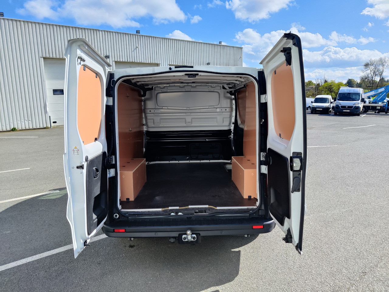 Furgón NISSAN Primastar NV300 2.0DCI130 Acenta L1H1: foto 7