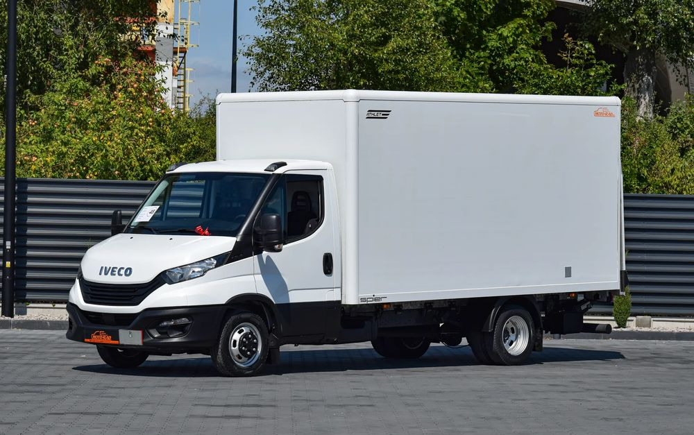 Iveco DAILY 35C16 / 2.3 - 160 KM / 3 OSOBY / DO 3,5 TONY / KONTENER / DOSTAWCZE / WINDA PALFINGER / KLIMA / 2022 / SERWISOWANY / SPROWADZONY Z NIEMIEC - Furgoneta caja cerrada: foto 1 Iveco DAILY 35C16 / 2.3 - 160 KM / 3 OSOBY / DO 3,5 TONY / KONTENER / DOSTAWCZE / WINDA PALFINGER / KLIMA / 2022 / SERWISOWANY / SPROWADZONY Z NIEMIEC - Furgoneta caja cerrada: foto 1