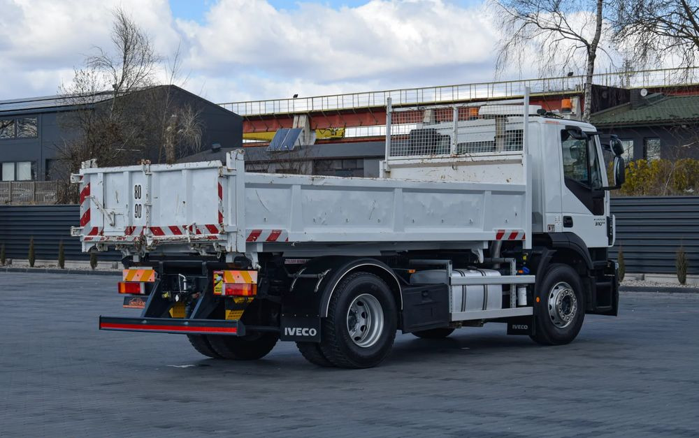 Iveco STRALIS 310 / 4x2 / EURO 6 / WYWROTKA / HYDROBURTA / AUTOMAT / HAK / 2015 / NISKI PRZEBIEG / SPROWADZONY - Camión volquete: foto 5 Iveco STRALIS 310 / 4x2 / EURO 6 / WYWROTKA / HYDROBURTA / AUTOMAT / HAK / 2015 / NISKI PRZEBIEG / SPROWADZONY - Camión volquete: foto 5