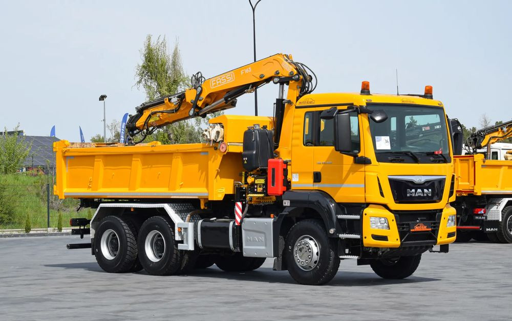 MAN TGS 26.400 / 6x4 / EURO 6 / UDT / HDS FASSI 165 / WYSUW x3 / ROTATOR / CHWYTAK / STEROWANIE RADIOWE / WZMOCNIONA RAMA / WYWROTKA / HYDROBURTA / AUTOMAT / 2017 / NOWE OPONY - 100% / NISKI PRZEBIEG  - Camión volquete: foto 3 MAN TGS 26.400 / 6x4 / EURO 6 / UDT / HDS FASSI 165 / WYSUW x3 / ROTATOR / CHWYTAK / STEROWANIE RADIOWE / WZMOCNIONA RAMA / WYWROTKA / HYDROBURTA / AUTOMAT / 2017 / NOWE OPONY - 100% / NISKI PRZEBIEG  - Camión volquete: foto 3