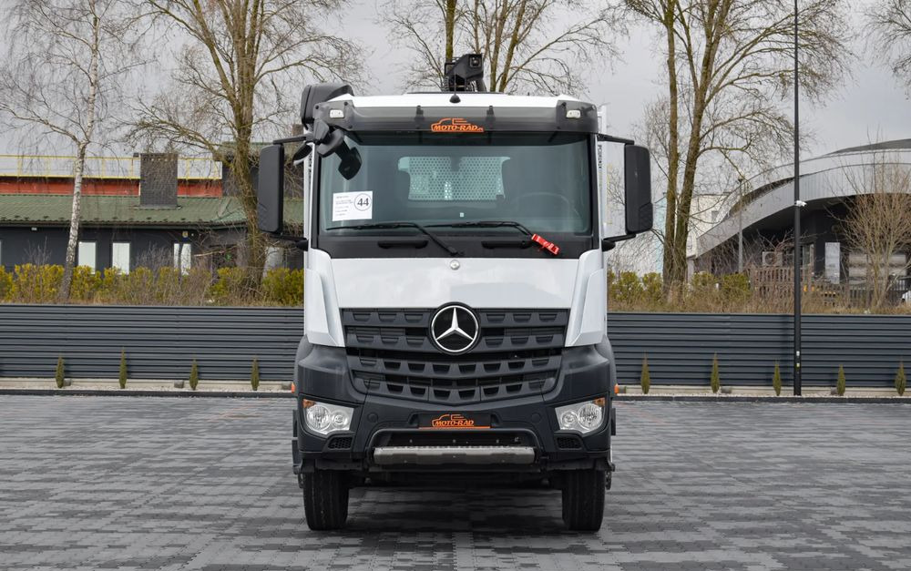 Mercedes-Benz AROCS 2636 / 6x4 / HIAB X-HIPRO 192 E-3 / WYSUW x3 / ROTATOR / STEROWANIE RADIOWE / UDT / PODPORY HYDRAULICZNE / AUTOMAT / KAMERA COFANIA / NISKI PRZEBIEG / SPROWADZONY - Camión caja abierta, Camión grúa: foto 2 Mercedes-Benz AROCS 2636 / 6x4 / HIAB X-HIPRO 192 E-3 / WYSUW x3 / ROTATOR / STEROWANIE RADIOWE / UDT / PODPORY HYDRAULICZNE / AUTOMAT / KAMERA COFANIA / NISKI PRZEBIEG / SPROWADZONY - Camión caja abierta, Camión grúa: foto 2