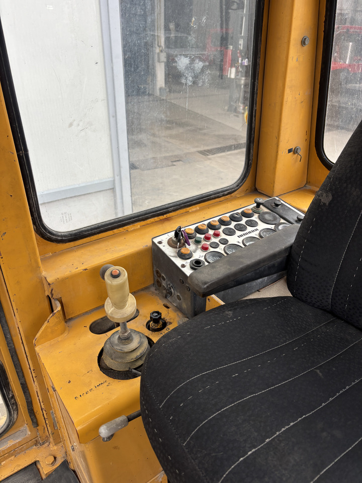 LIEBHERR PR 711 - Bulldozer: foto 2 LIEBHERR PR 711 - Bulldozer: foto 2