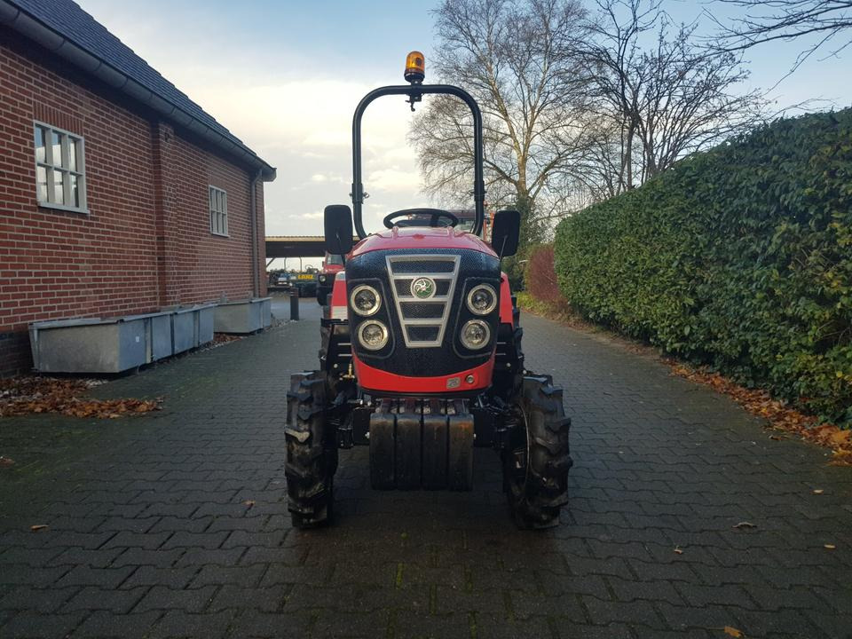 Kleintraktor Fieldtrac 918 mit Schlegelmäher - Mini tractor: foto 4 Kleintraktor Fieldtrac 918 mit Schlegelmäher - Mini tractor: foto 4