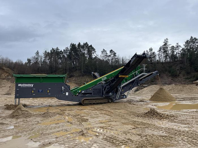 MCCLOSKEY S130 2D - Cribadora: foto 3 MCCLOSKEY S130 2D - Cribadora: foto 3