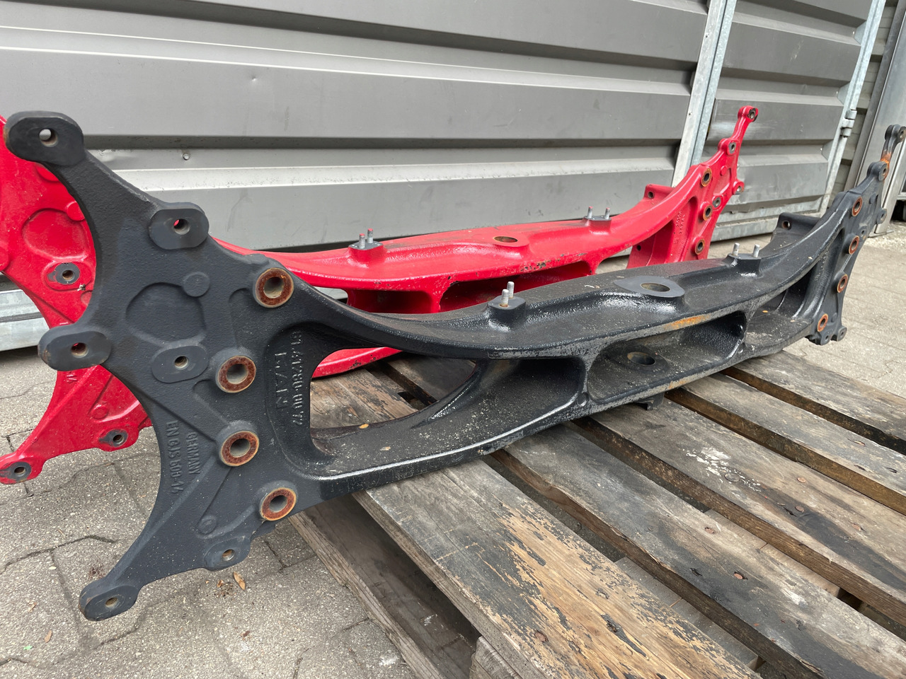 BELKA ZDERZAKA ZDERZAK MAN TGX TGS BUDOWLANY 81412800072 - Parachoques para Camión: foto 2 BELKA ZDERZAKA ZDERZAK MAN TGX TGS BUDOWLANY 81412800072 - Parachoques para Camión: foto 2