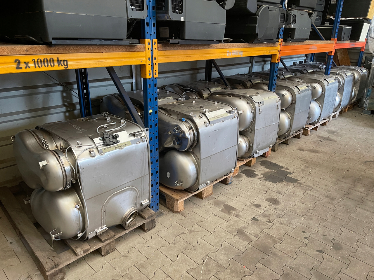 Convertidor catalítico para Camión KATALIZATOR MAN TGX TGS EURO 6 DPF TŁUMIK WYDECH 81151036128: foto 6 Convertidor catalítico para Camión KATALIZATOR MAN TGX TGS EURO 6 DPF TŁUMIK WYDECH 81151036128: foto 6