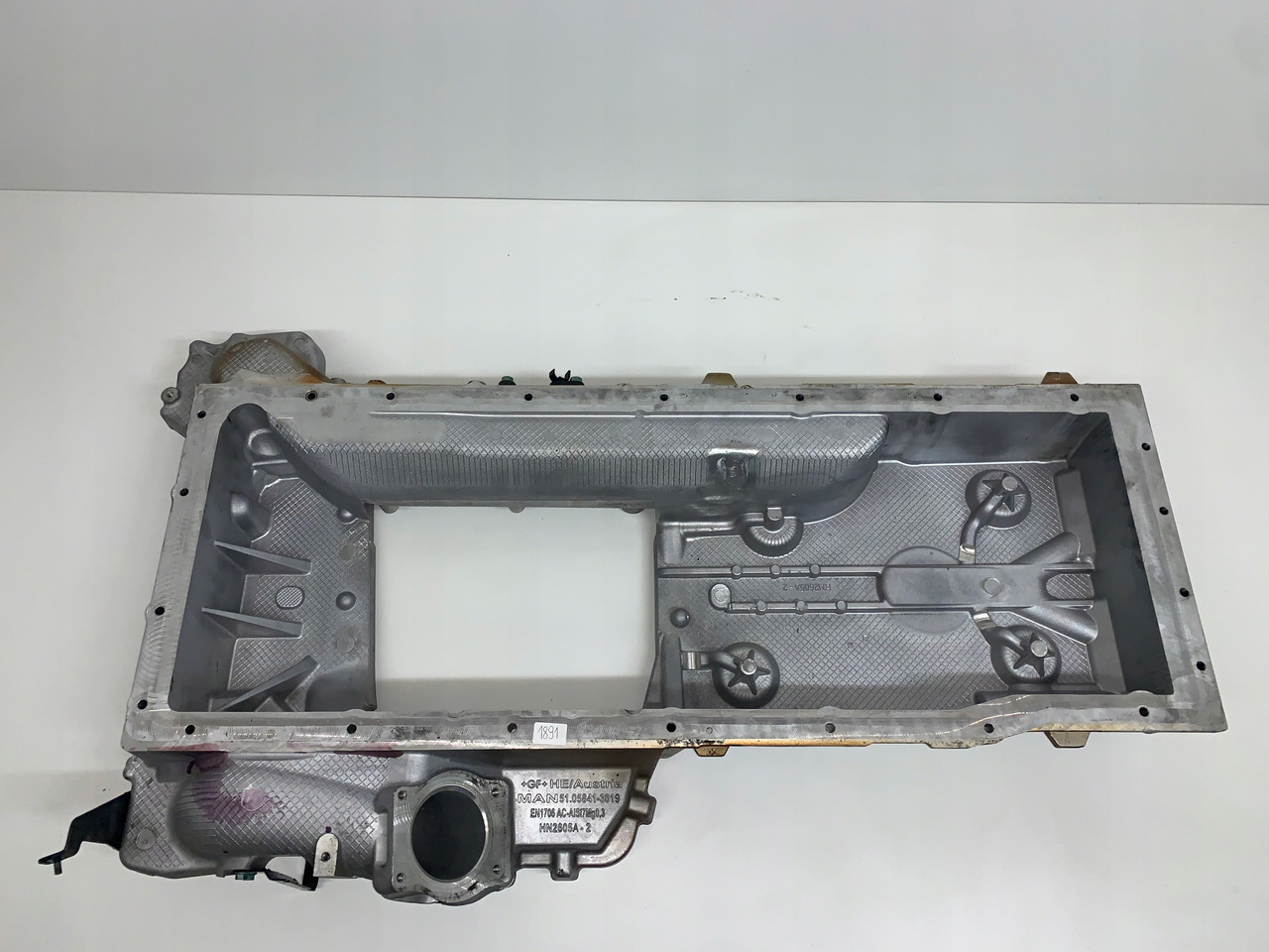 MISKA OLEJOWA MAN TGX TGS EURO 6 E 6 - Cárter de aceite para Camión: foto 3 MISKA OLEJOWA MAN TGX TGS EURO 6 E 6 - Cárter de aceite para Camión: foto 3