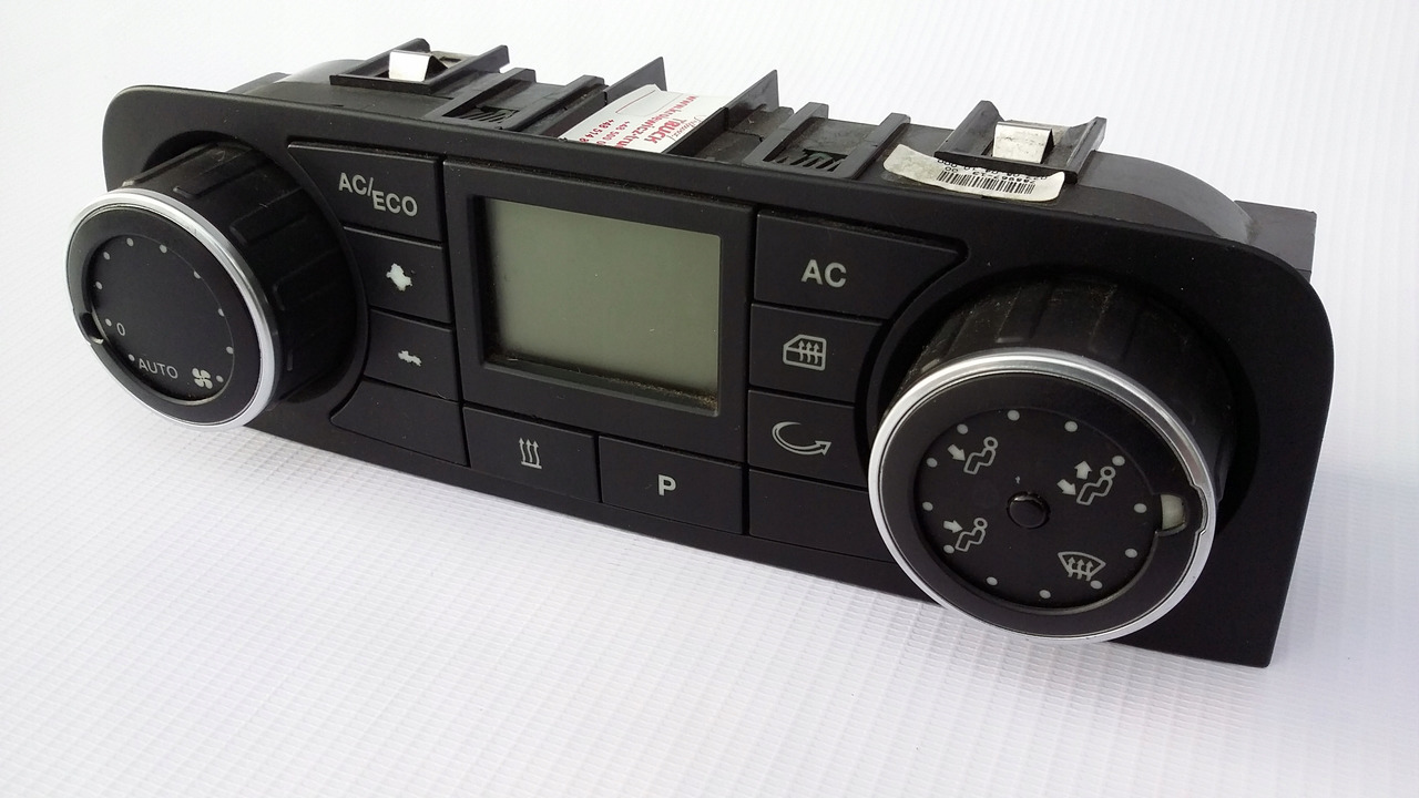 PANEL STEROWNIK KLIMATYZACJI MAN TGX TGS NR 970 - Salpicadero para Camión: foto 1 PANEL STEROWNIK KLIMATYZACJI MAN TGX TGS NR 970 - Salpicadero para Camión: foto 1