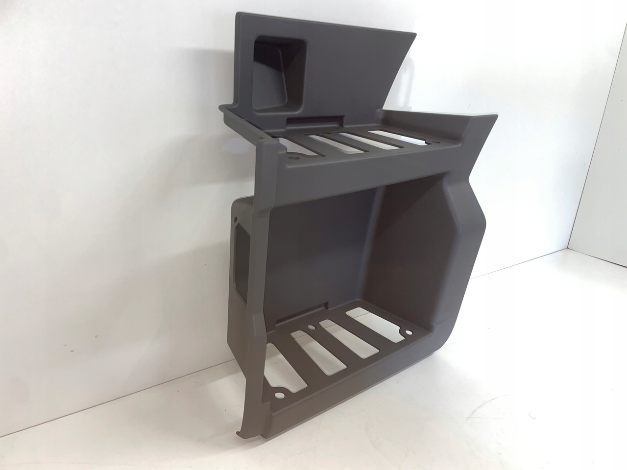 STOPNICA DOLNY STOPIEŃ MAN TGX TGX3 TG-3 81615200075 - Peldaño para Camión: foto 2 STOPNICA DOLNY STOPIEŃ MAN TGX TGX3 TG-3 81615200075 - Peldaño para Camión: foto 2