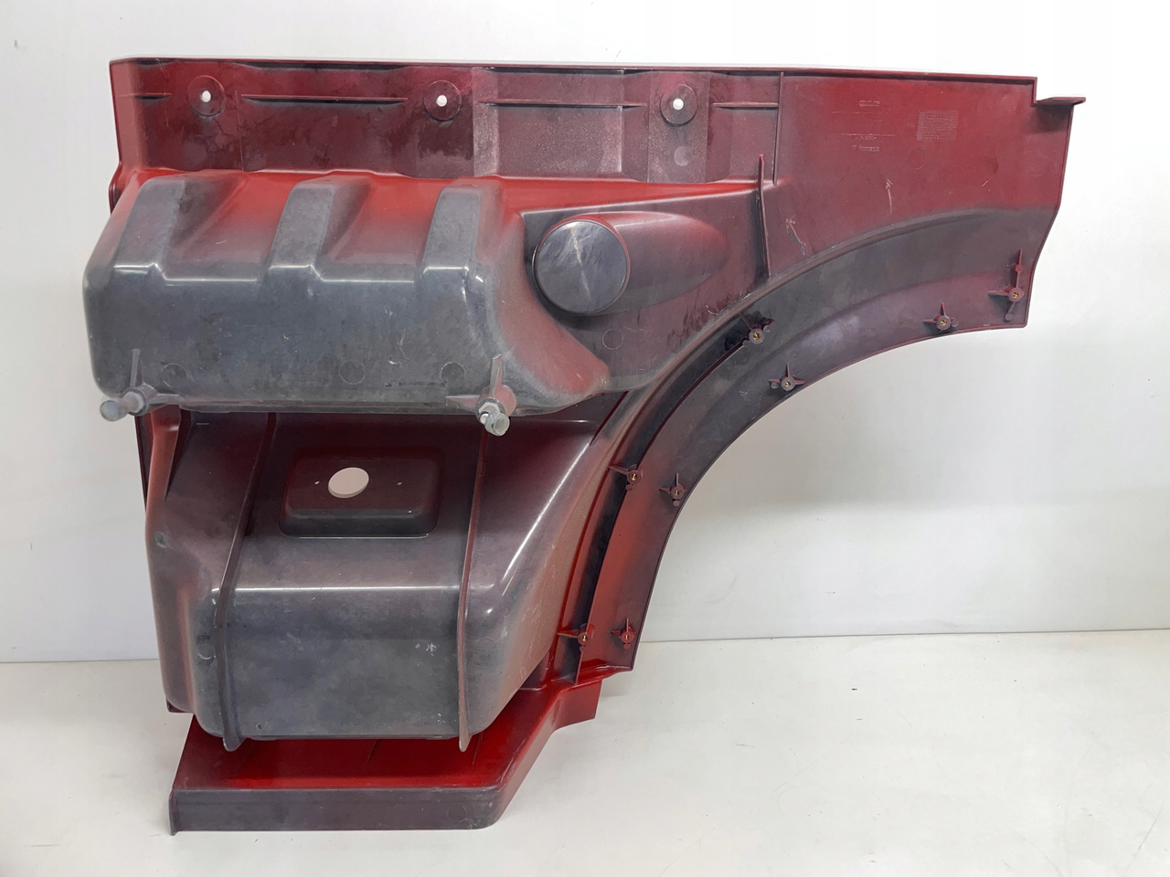 STOPNICA STOPIEŃ DAF XF 105 1836305 - Peldaño para Camión: foto 2 STOPNICA STOPIEŃ DAF XF 105 1836305 - Peldaño para Camión: foto 2