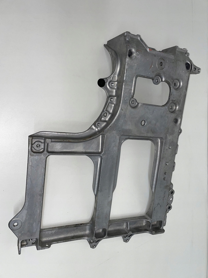 WSPORNIK BŁOTNIKA MAN TGX TGS TG3 TG 3 EURO 6 - Carrocería y exterior para Camión: foto 1 WSPORNIK BŁOTNIKA MAN TGX TGS TG3 TG 3 EURO 6 - Carrocería y exterior para Camión: foto 1