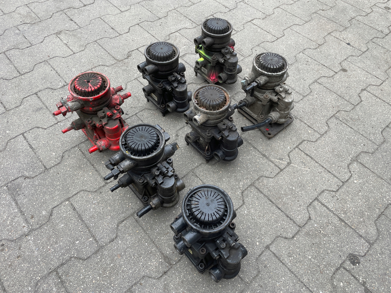 ZAWÓR PRZYCZEPY EBS MAN TGX TGS TGA 0486205022 81523016206 - Válvula de freno: foto 4 ZAWÓR PRZYCZEPY EBS MAN TGX TGS TGA 0486205022 81523016206 - Válvula de freno: foto 4