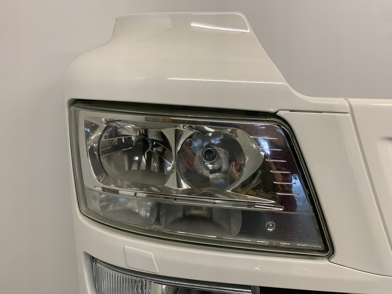 ZDERZAK XENON MAN TGS - Parachoques para Camión: foto 3 ZDERZAK XENON MAN TGS - Parachoques para Camión: foto 3