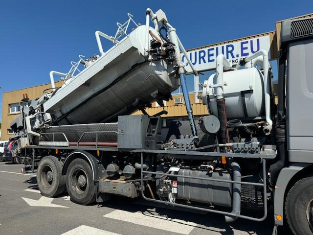 Mercedes Actros 2636 - Limpieza de alcantarillado: foto 4 Mercedes Actros 2636 - Limpieza de alcantarillado: foto 4