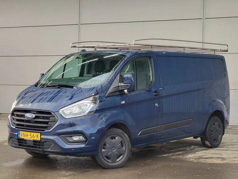 Ford - Furgoneta pequeña: foto 1 Ford - Furgoneta pequeña: foto 1