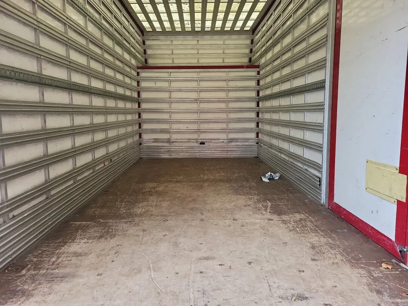 Mercedes-Benz Sprinter 513 CDI - Furgón: foto 4 Mercedes-Benz Sprinter 513 CDI - Furgón: foto 4