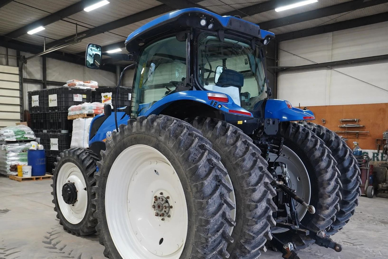 NEW HOLLAND T7.210 - Tractor: foto 3 NEW HOLLAND T7.210 - Tractor: foto 3