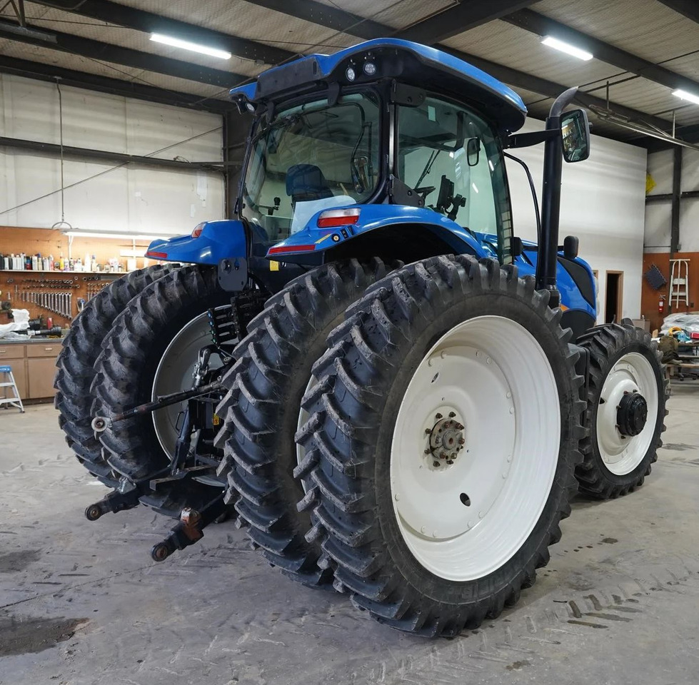 NEW HOLLAND T7.210 - Tractor: foto 4 NEW HOLLAND T7.210 - Tractor: foto 4