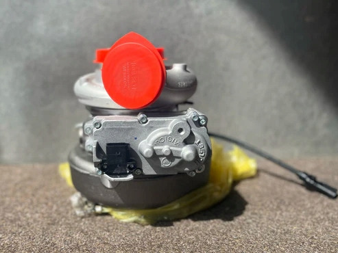 Nowa Turbosprężarka HE300VG DAF EURO 6 POLIFT - Turbocompresor para Camión: foto 3 Nowa Turbosprężarka HE300VG DAF EURO 6 POLIFT - Turbocompresor para Camión: foto 3