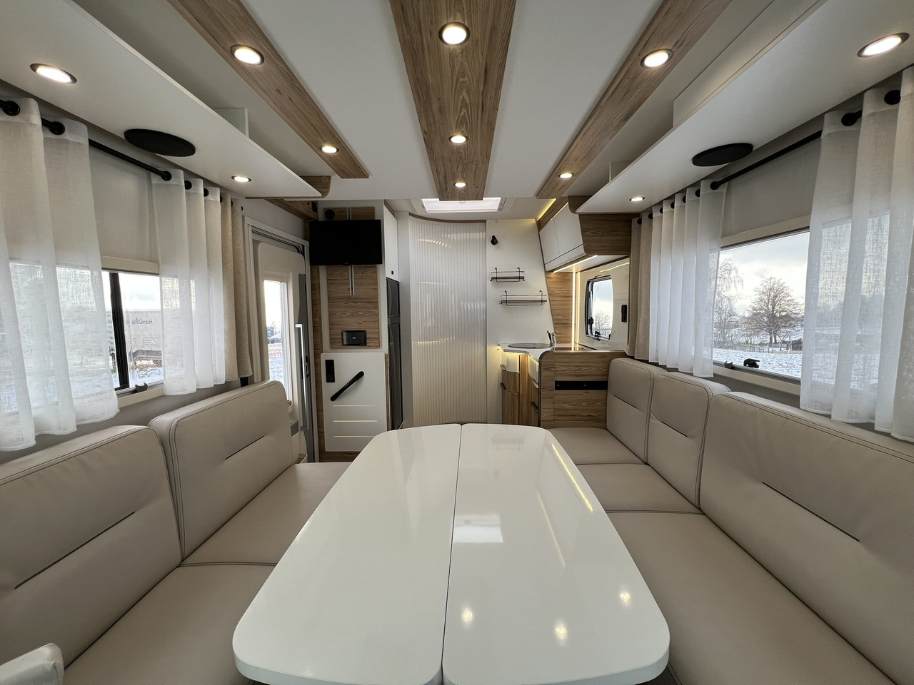 Pilote Pacific P696D Hubbett - Solar - Markise - Autocaravana perfilada: foto 4 Pilote Pacific P696D Hubbett - Solar - Markise - Autocaravana perfilada: foto 4