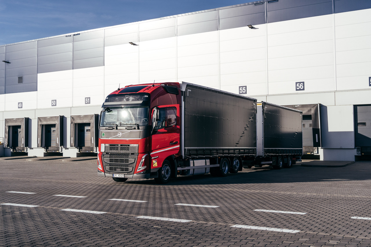 Leasing de Volvo FH Volvo FH: foto 9 Leasing de Volvo FH Volvo FH: foto 9