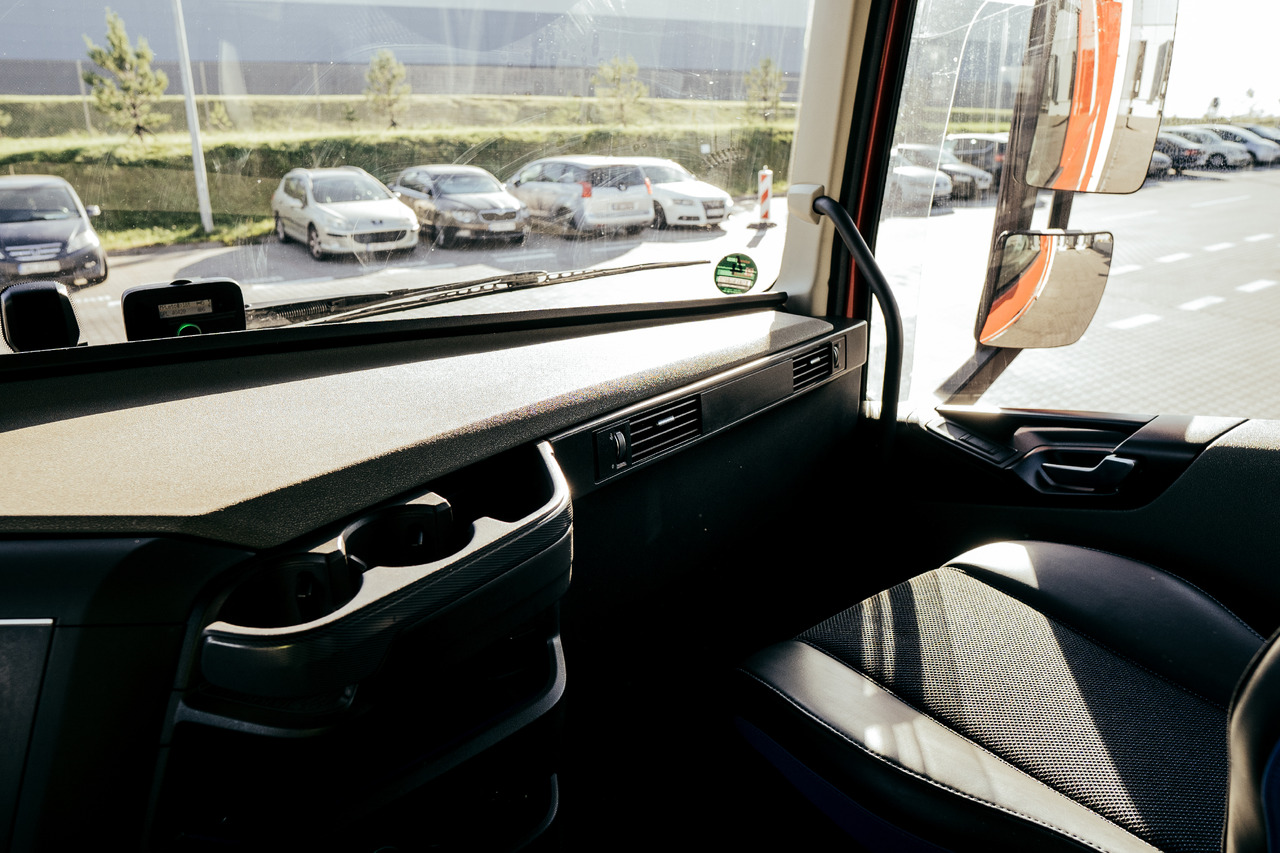 Leasing de Volvo FH Volvo FH: foto 31 Leasing de Volvo FH Volvo FH: foto 31