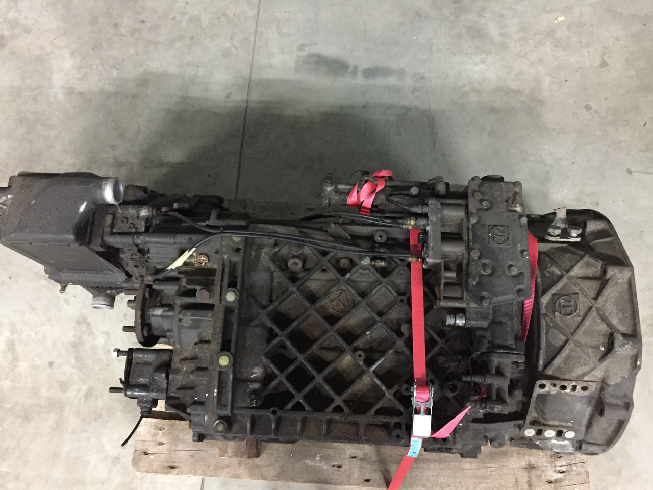 Caja de cambios para Camión Gebrauchtes Getriebe MAN TGA 18.430, Typ : 16S 2521 TO, Artikel - Nr.: 81.32003 - 6677: foto 6