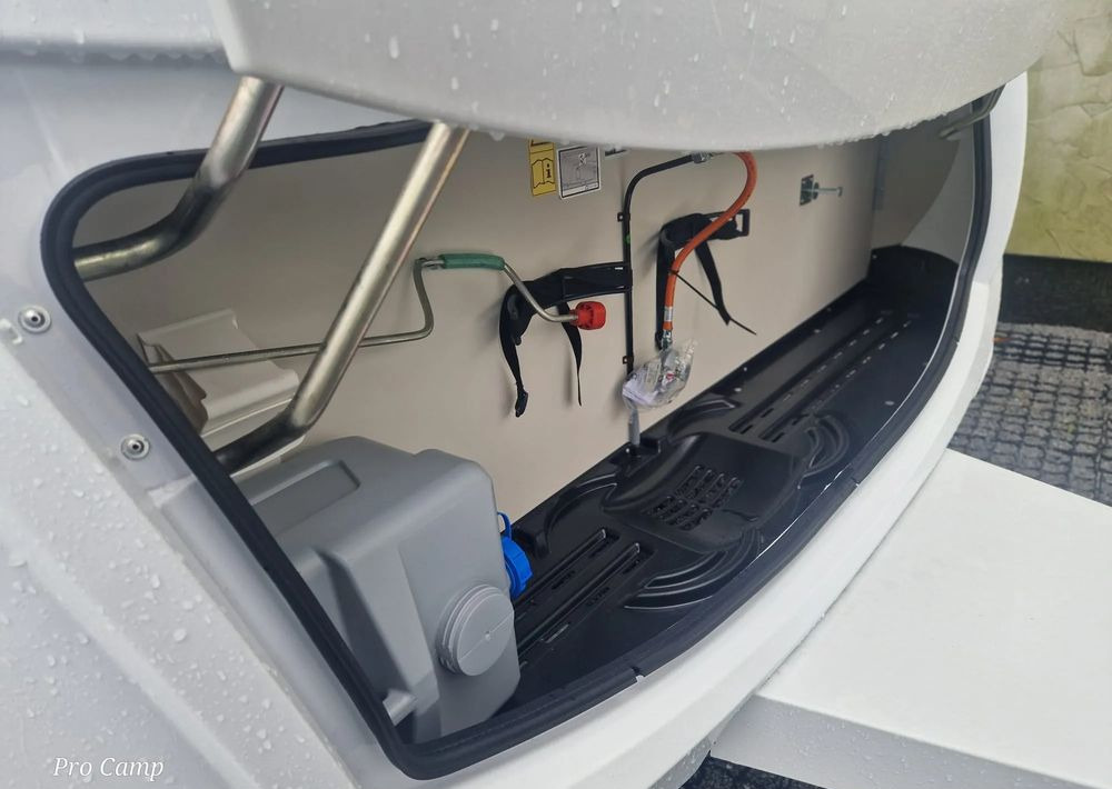 KNAUS SUDWIND 750 UFK SCANDINAVIAN SELECTION - Caravana: foto 4 KNAUS SUDWIND 750 UFK SCANDINAVIAN SELECTION - Caravana: foto 4