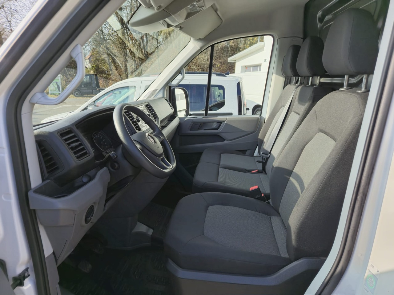 Furgón Volkswagen rafter Kasten 30 mittellang Hochdach /Klima/PDC: foto 13 Furgón Volkswagen rafter Kasten 30 mittellang Hochdach /Klima/PDC: foto 13