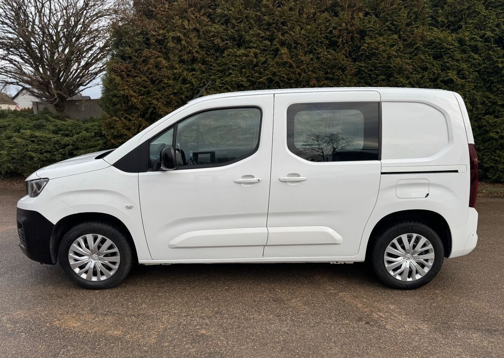 Peugeot Partner 21r 130 HK Niski przebieg 1wł ASO 5 dzwi Euro6.2/ford/opel/citroen - Furgón: foto 3 Peugeot Partner 21r 130 HK Niski przebieg 1wł ASO 5 dzwi Euro6.2/ford/opel/citroen - Furgón: foto 3