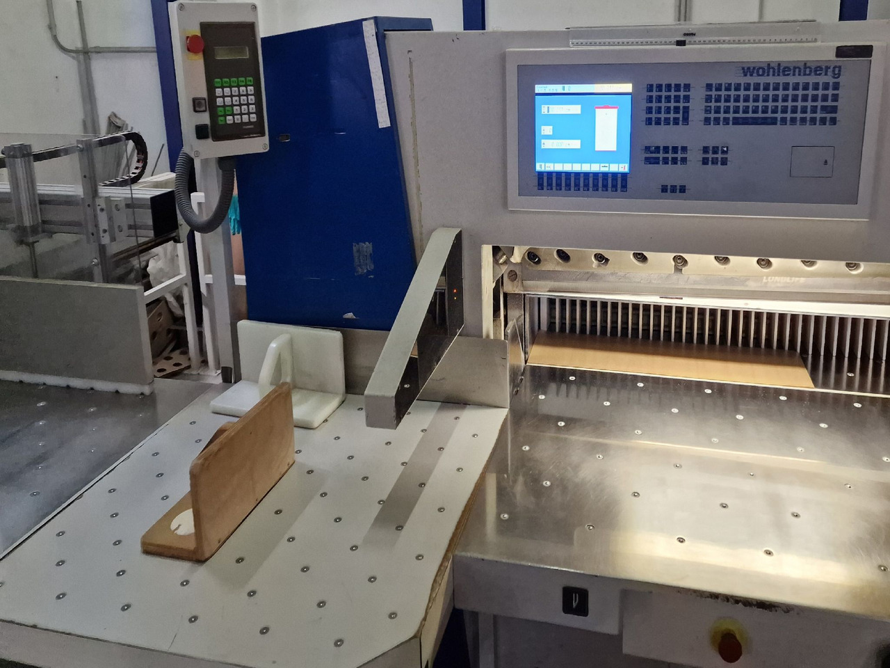 Wohlenberg 115 - Máquina de corte de papel: foto 2 Wohlenberg 115 - Máquina de corte de papel: foto 2