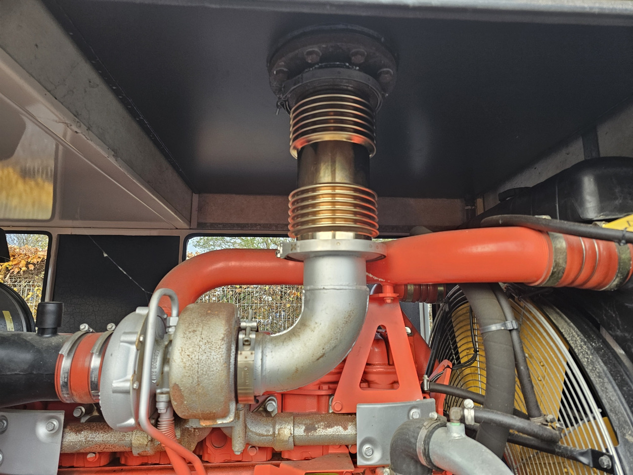 SCANIA 400KVA - Generador industriale: foto 3 SCANIA 400KVA - Generador industriale: foto 3